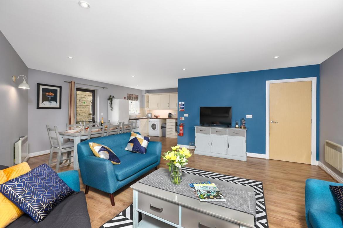 מטלוק Hopton Cottage - Darwin Lake Holiday Village מראה חיצוני תמונה